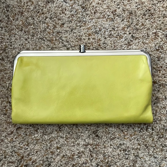HOBO Lauren Wallet/Clutch - Picture 1 of 5